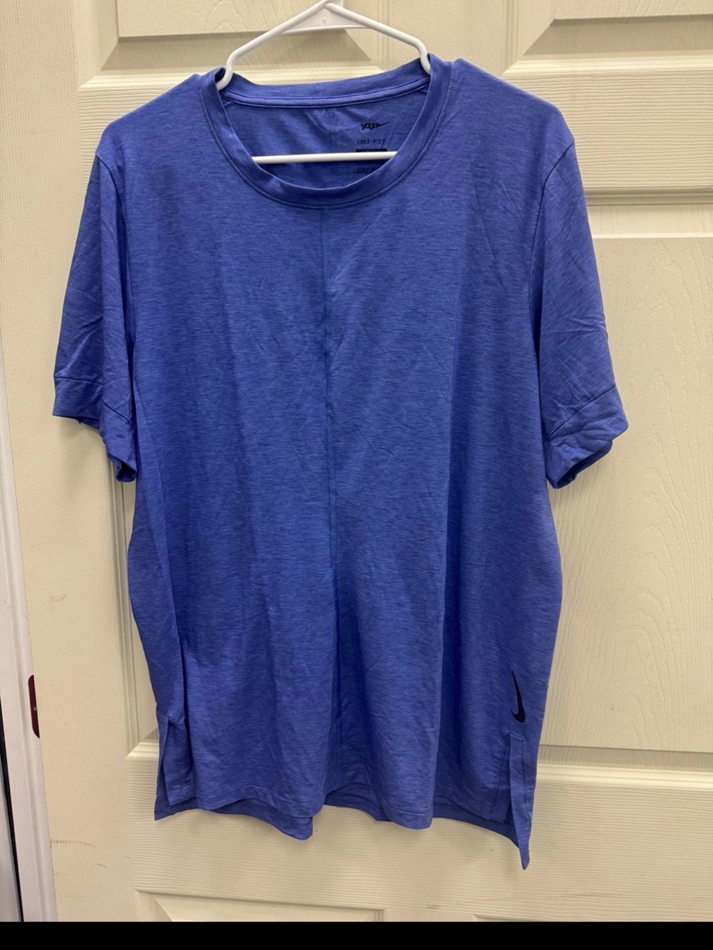 Nike Men’s Blue Performance yoga dry fit T-Shirt